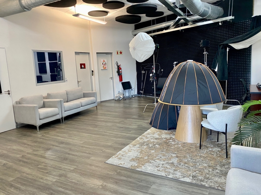 To Let commercial Property for Rent in De Waterkant Western Cape